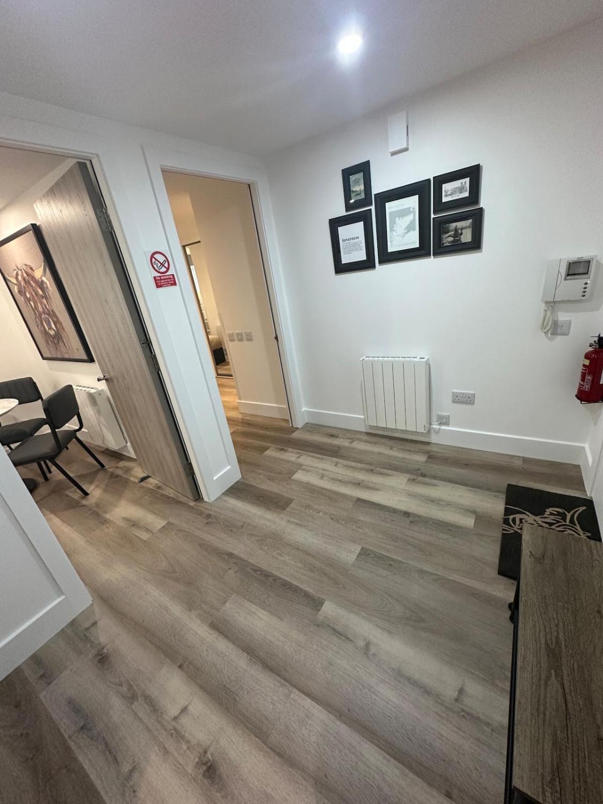 Sta By The Bridge, Centre Apartment
